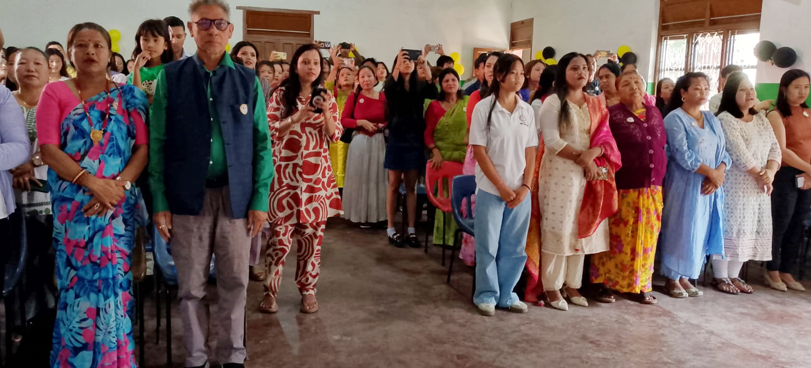 2 HAPPY CHILD NEWS PHOTO